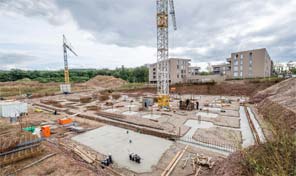 Betonage von Einzel- und Streifenfundamenten für die Tiefgarage 